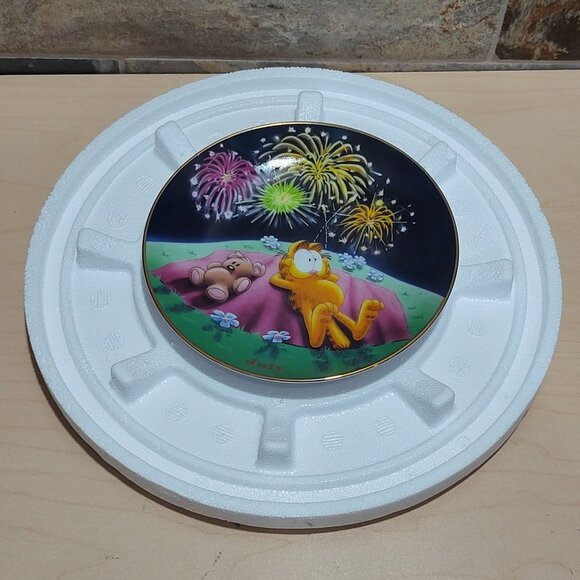 Garfield Calendar July Plate Jim Davis Plate No A 1444 Danbury Mint - Picture 2 of 14